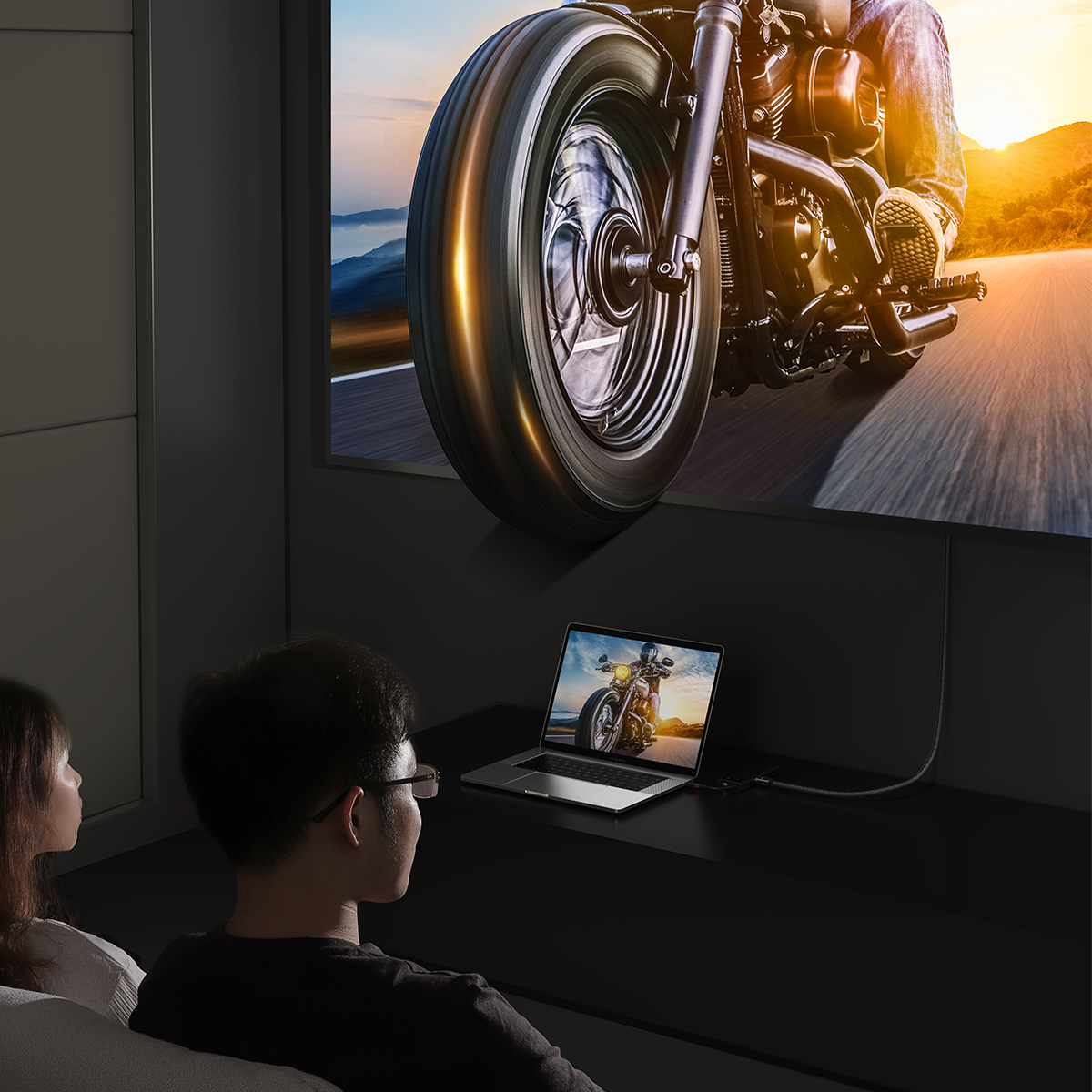 高清系列 HDMI 8K转HDMI 8K高清同屏转换线缩略图